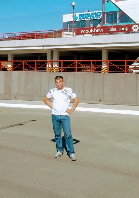 Я Олег, 52, знакомлюсь без обязательств в Южно-Сахалинске