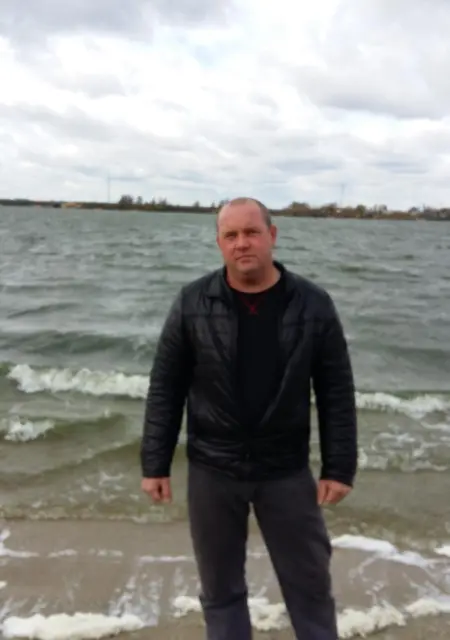 Я Алексей, 40, из Электростали, ищу знакомства без обязательств