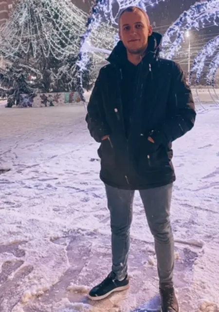 Я Егор, 28, знакомлюсь без обязательств в Брянске