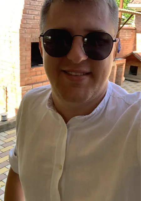 Артем из Анапы, ищу на сайте знакомства на одну ночь