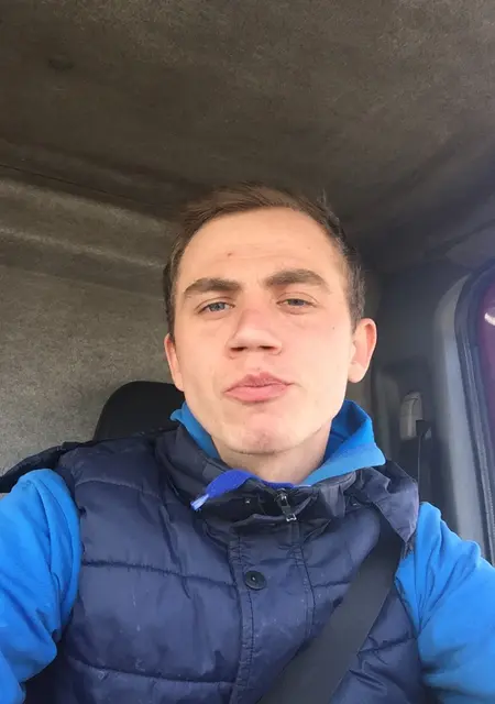 Анатолий из Тамбова, мне 29, познакомлюсь для приятного времяпровождения