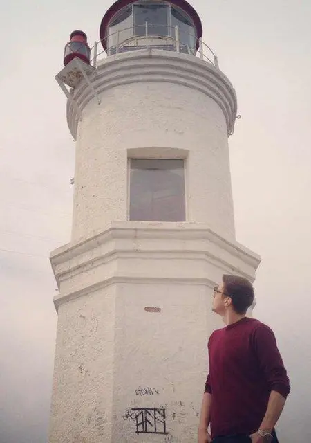 Даня из Выборга, мне 33, познакомлюсь без обязательств