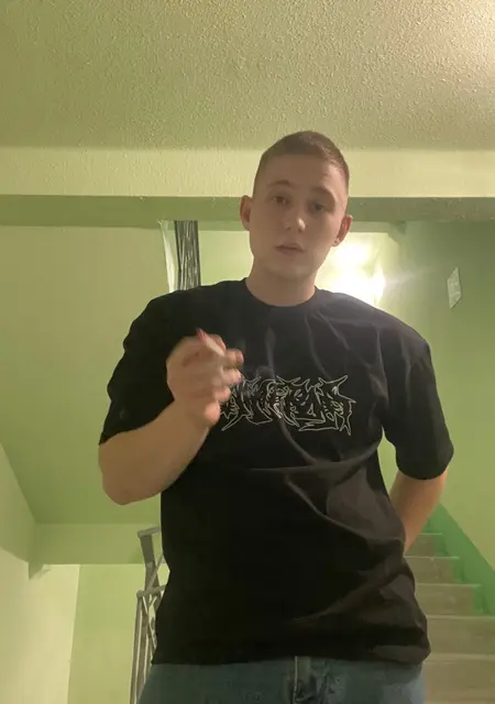 Я Александр, 21, знакомлюсь без обязательств в Кургане