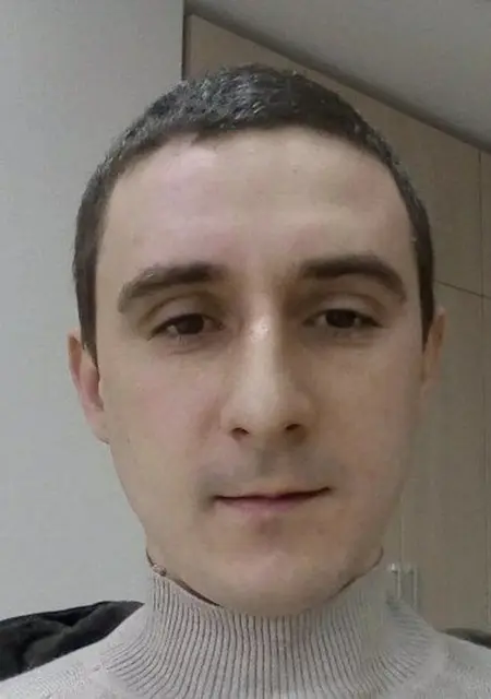 Сержик из Донецка, ищу на сайте знакомства на одну ночь