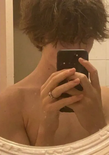 Я Андрей, 18, из Петрозаводска, ищу знакомство для общения