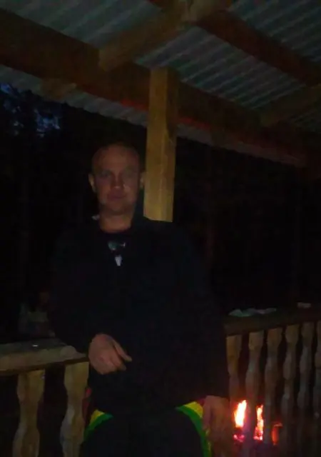 Саша из Миасса, ищу на сайте знакомства на одну ночь