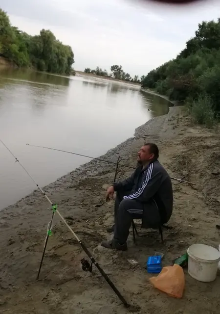 Геннадий из Славянска-на-Кубани, мне 52, познакомлюсь для постоянных отношений