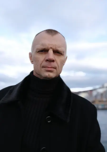 Я Александр, 48, из Севастополя, ищу знакомства без обязательств