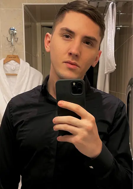 Yan из Нового Уренгоя, мне 33, познакомлюсь на одну ночь