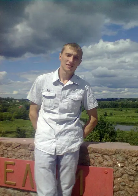 Алексей из Ржева, мне 40, познакомлюсь на одну ночь