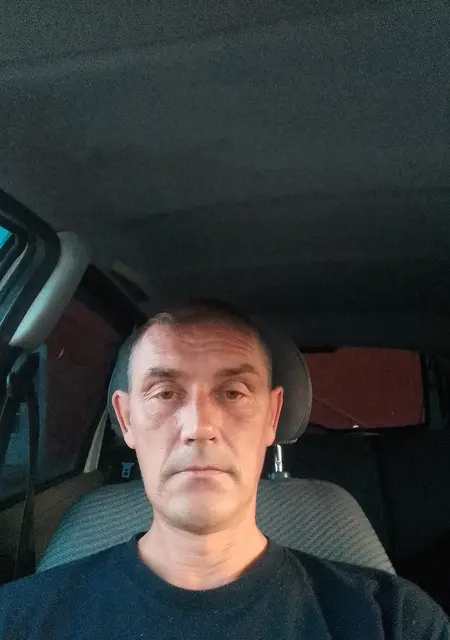 Я Андрей, 44, из Нефтеюганска, ищу знакомства на одну ночь