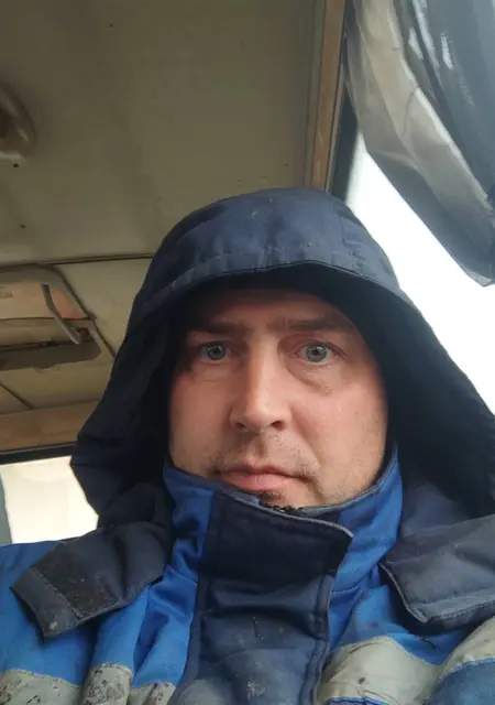 Я Игорь, 39, знакомлюсь для постоянных отношений в Сосногорске