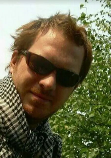 Я Илья, 47, из Кургана, ищу знакомство для приятного времяпровождения