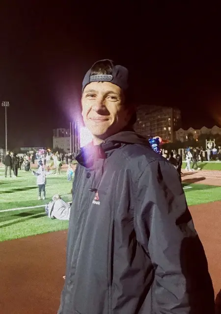 Я Владислав, 19, знакомлюсь для вирта в Горно-Алтайске