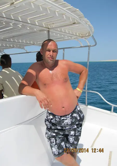 Я Макс, 46, из Вязников, ищу знакомства без обязательств