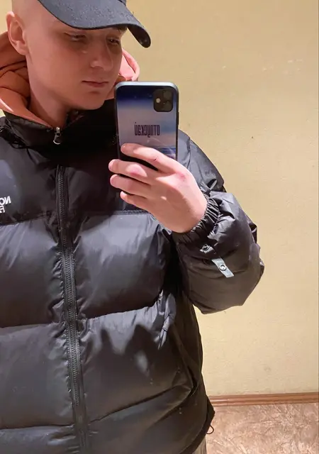 Илья из Москвы, ищу на сайте знакомства без обязательств