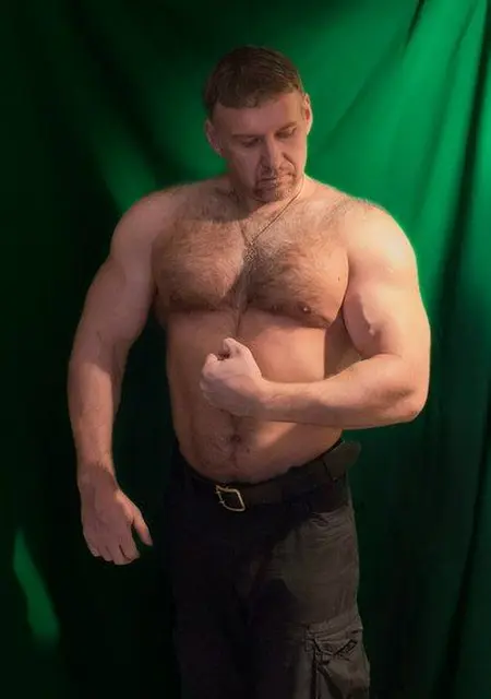 Я Андрей, 54, из Коврова, ищу знакомства без обязательств