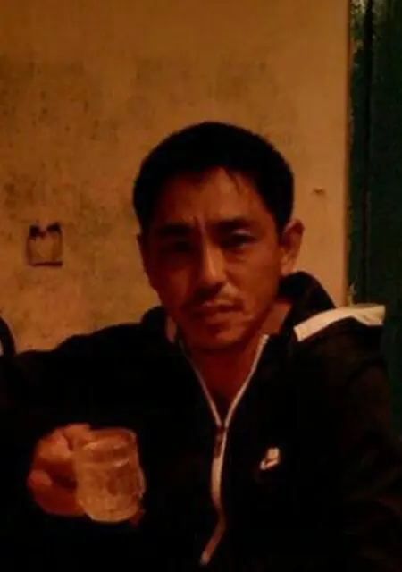 Я Oleg, 48, из Южно-Сахалинска, ищу знакомства на одну ночь