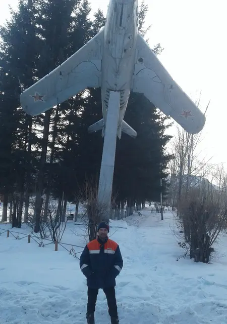 Я Денис, 42, из Свободного, ищу знакомства без обязательств