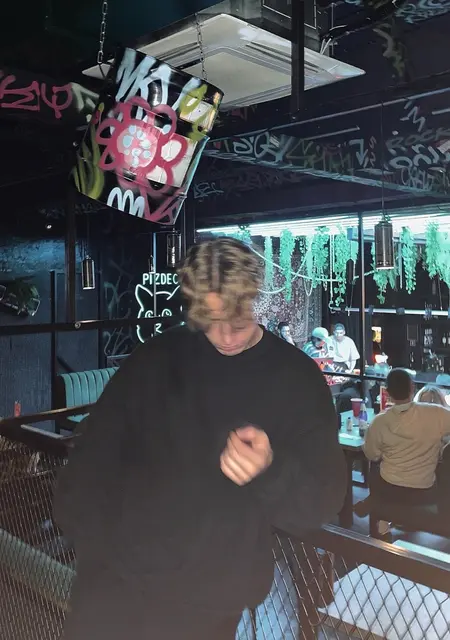 Я Vlad, 21, знакомлюсь для приятного времяпровождения в Архангельске