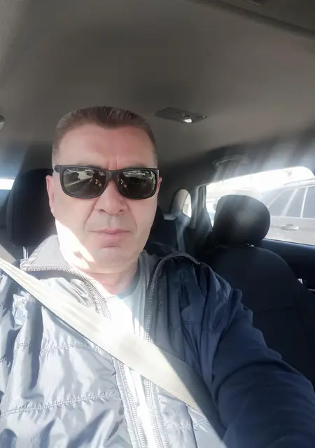 Михаил из Санкт-Петербурга, мне 62, познакомлюсь без обязательств