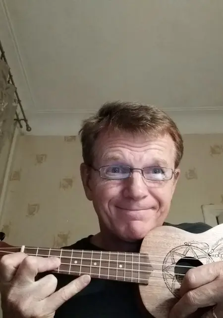 Alex T из Санкт-Петербурга, мне 63, познакомлюсь для общения