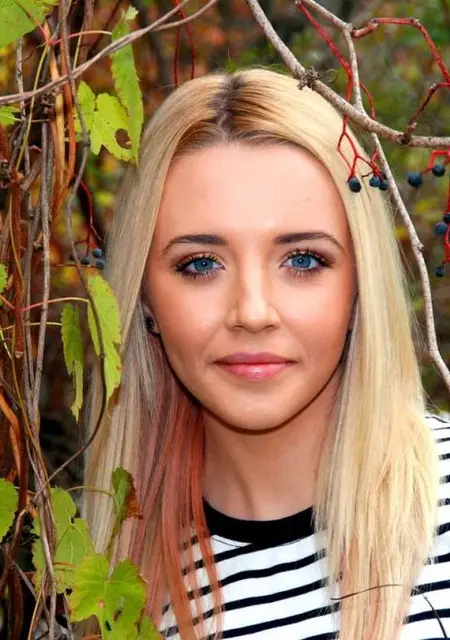 Я Натали, 38, знакомлюсь на одну ночь в Энгельсе