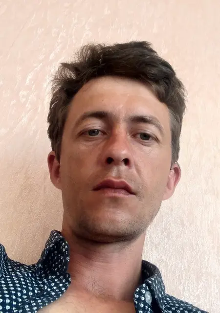 Антон из Костомукши, мне 34, познакомлюсь для постоянных отношений