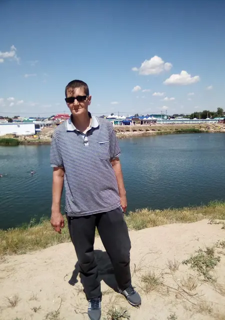 Я Алекс, 46, из Шадринска, ищу знакомство для постоянных отношений