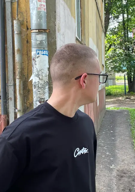 Я Константин, 18, из Стерлитамака, ищу знакомства без обязательств