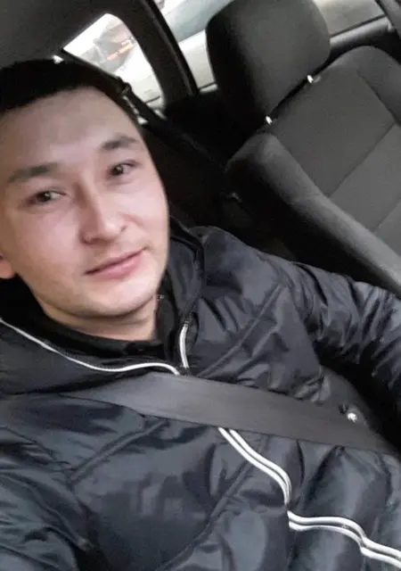 Матвей из Астрахани, мне 27, познакомлюсь для приятного времяпровождения