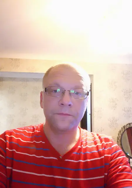 Александр из Иванова, ищу на сайте знакомства без обязательств