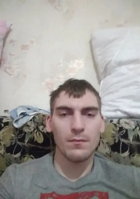 Я Виталик, 32, знакомлюсь для постоянных отношений в Барановичах