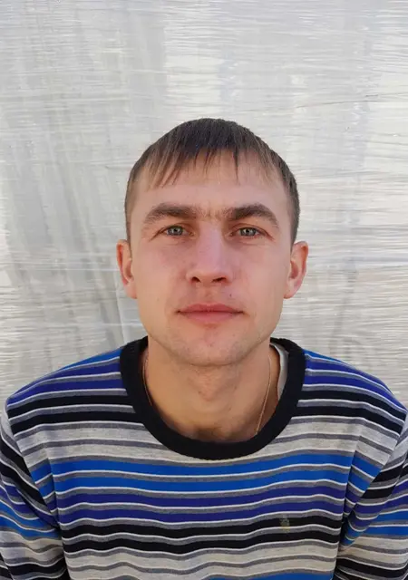 Александр из Свободного, ищу на сайте знакомства на одну ночь