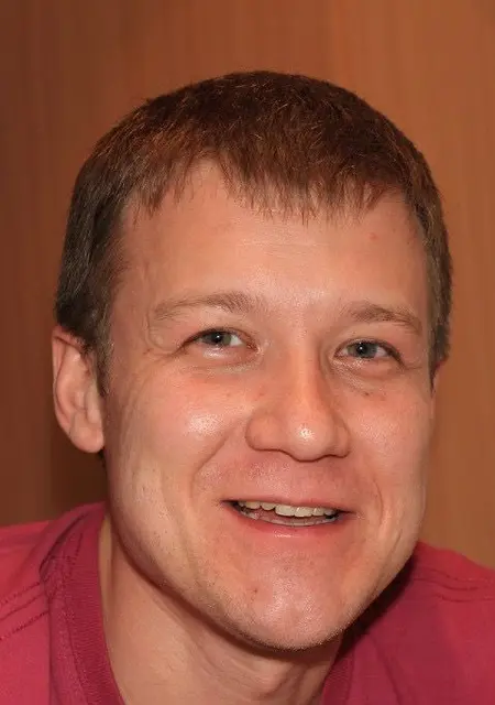 Сергей из Нового Уренгоя, ищу на сайте знакомства на одну ночь