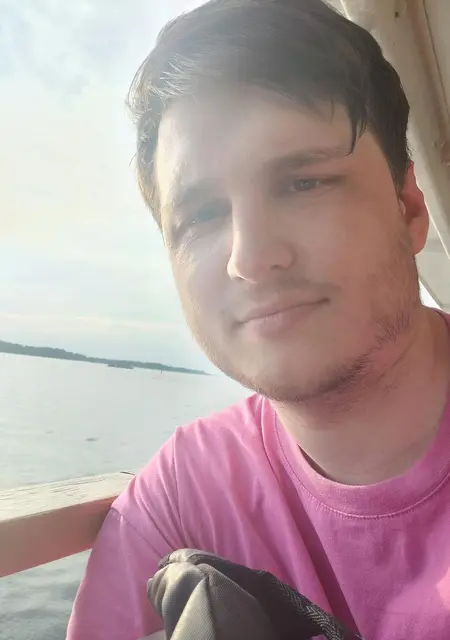 Alejandro из Самары, мне 31, познакомлюсь без обязательств