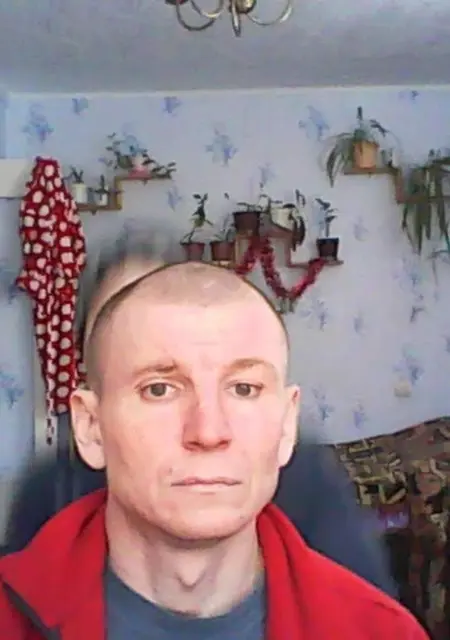 Я Игорь, 25, знакомлюсь без обязательств в Березниках