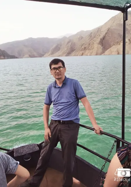 Я Ali, 35, из Бердска, ищу знакомства без обязательств