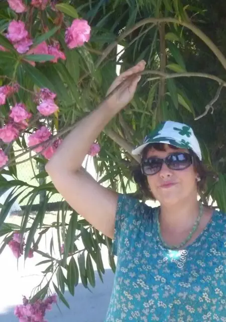 Анна из Димитровграда, ищу на сайте постоянные отношения