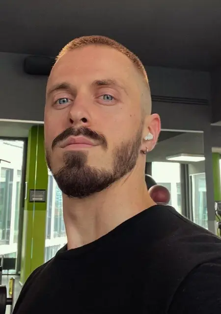 Я Максим, 40, из Чебоксар, ищу знакомство для общения