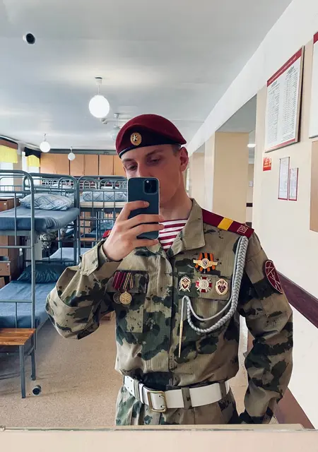 Артем из Хабаровска, ищу на сайте знакомства на одну ночь