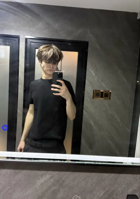 Я Ваня, 18, знакомлюсь без обязательств в Домодедове