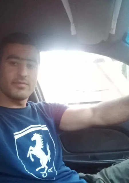 Я Дима, 30, из Нахабина, ищу знакомства без обязательств