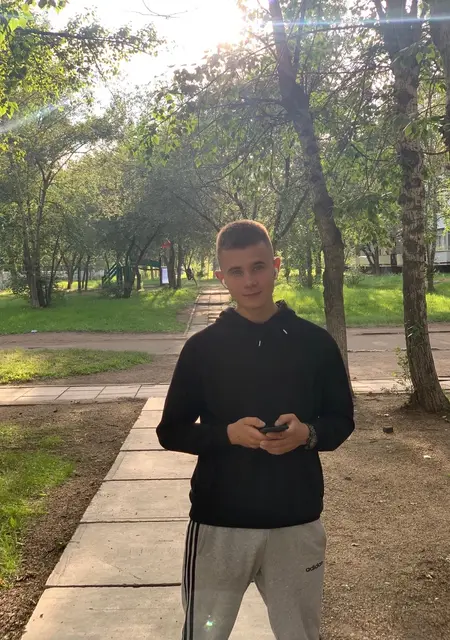 Я Алекс, 21, знакомлюсь без обязательств в Краснокаменске