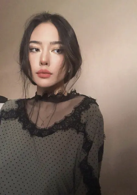 Я Афина, 25, знакомлюсь без обязательств в Караганде