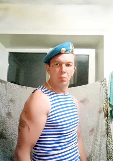 Я Сергей, 47, из Калуги, ищу знакомства без обязательств