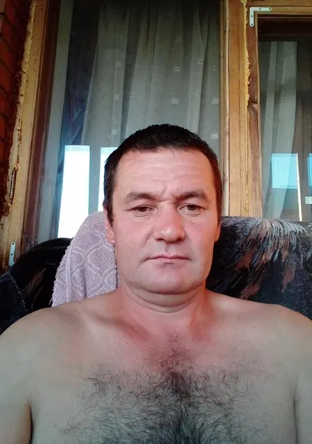 Я Радик, 44, из Уфы, ищу знакомство для приятного времяпровождения
