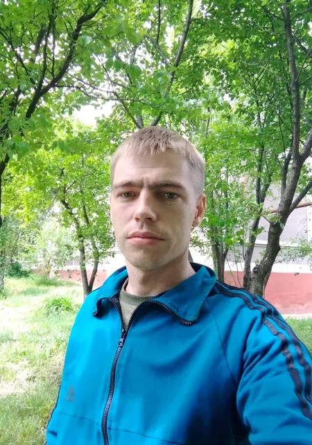Я Александр, 32, из Краматорска, ищу знакомства без обязательств