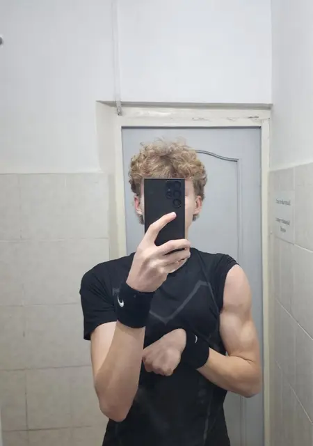 Стас из Читы, ищу на сайте знакомства без обязательств