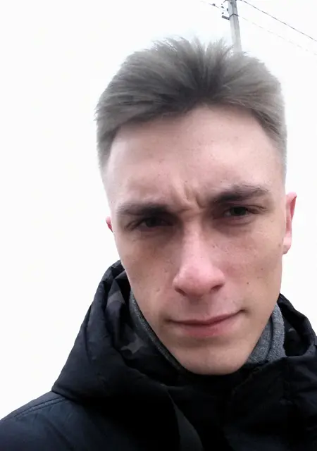 Я Андрей, 25, из Гродно, ищу знакомства без обязательств